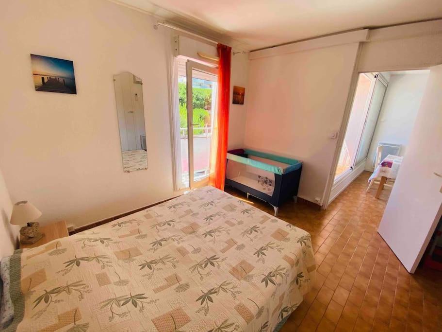 Apartment T2 Centre Parking Prive Clim 300m *